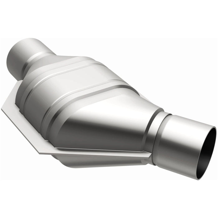 MagnaFlow Conv Univ 2.25inch Angled Inlet 50 Sta