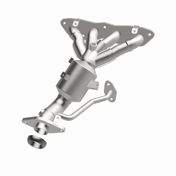 MagnaFlow OEM Grade 12-17 Toyota Prius C Federal / EPA Compliant Manifold Catalytic Converter