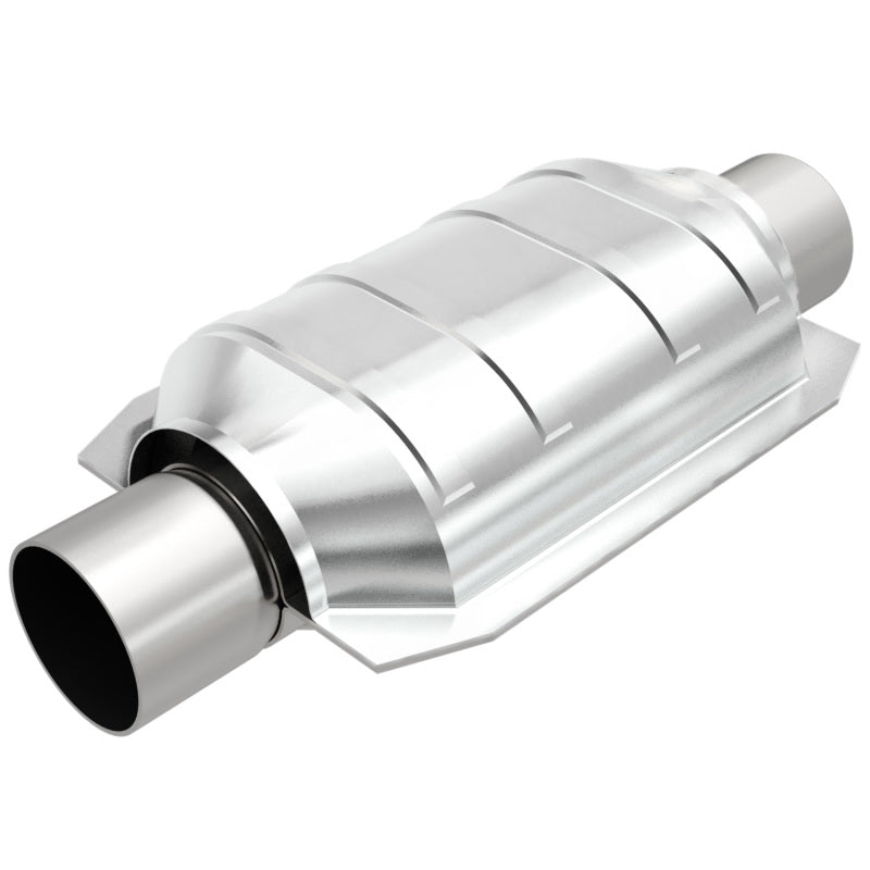 MagnaFlow Universal Catalytic Converter 2.25 inch Inlet/Outlet Center/Center Oval (CA OBDII)