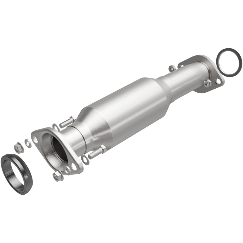 MagnaFlow Direct Fit Catalytic Converter 06-07 Mazda 6 2.3L OEM Underbody