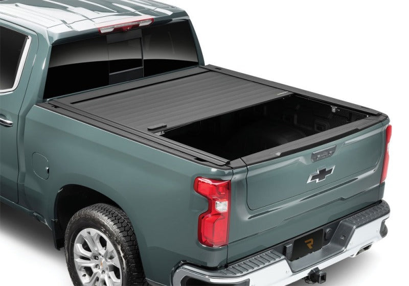 Retrax 14-up Chevy/GMC 6.5ft Bed / 15-up 2500/3500 (Wide RETRAX Rail) RetraxPRO MX