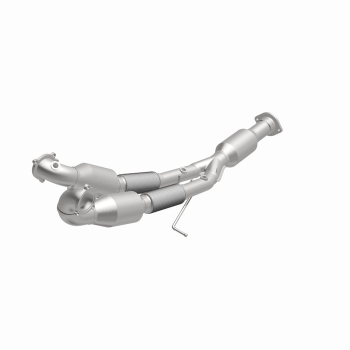 Magnaflow 02-05 S80 2.9 L Underbody Direct Fit Converter