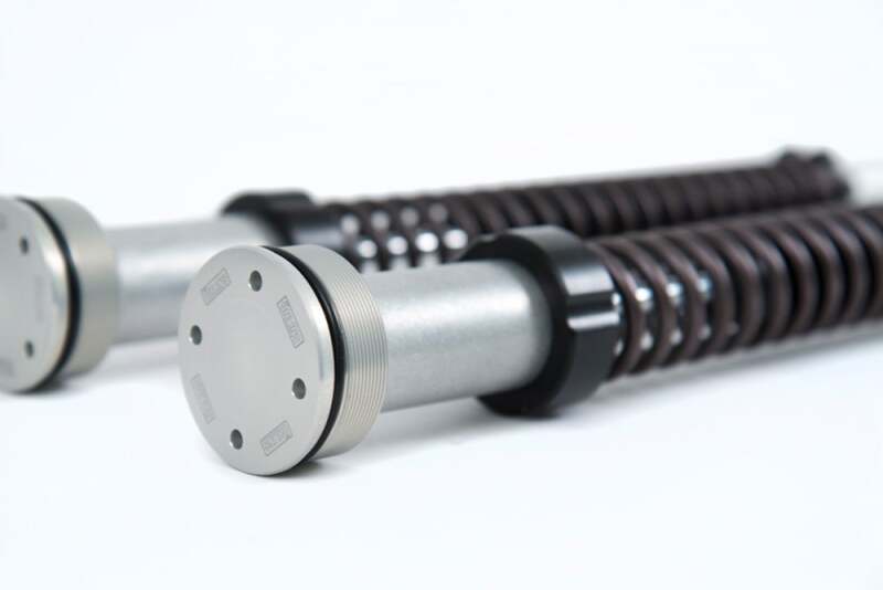 Ohlins 07-16 Harley Sportster XL NIX 22 Cust/Heritage Cartridge Kit (Incl. Springs 08428-80 / 90)
