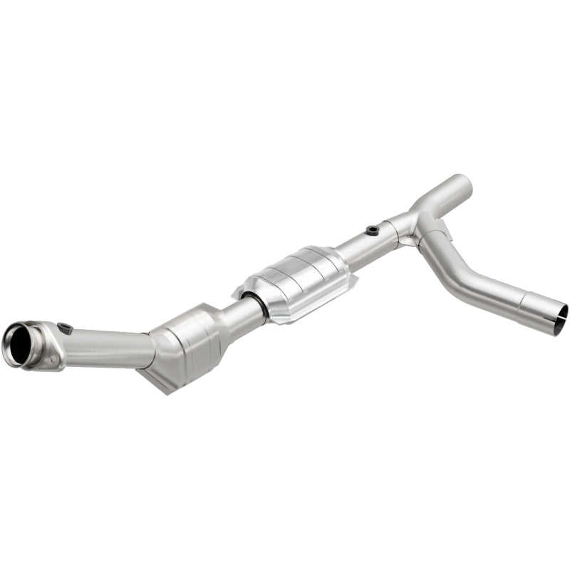 MagnaFlow Direct Fit Catalytic Converter 00-04 Ford E150 4.6L P/S