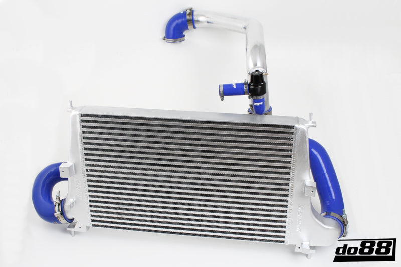 do88 02-09 SAAB 9-5 2.0T/2.3T/Aero (B205/B235) Automatic BigPack Intercooler Kit w/Red Hoses