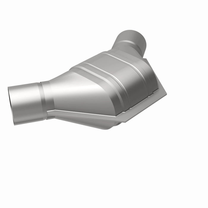 MagnaFlow Conv Universal 2.25 Angled In/Out Front CA