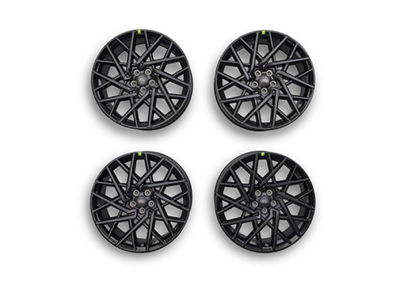 Ford Raving 22-24 Ford Maverick 20in Wheel Kit - Gloss Black (Set of 4)