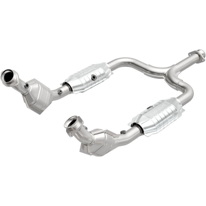 MagnaFlow Direct Fit Catalytic Converter 2003 Ford Mustang 3.8L