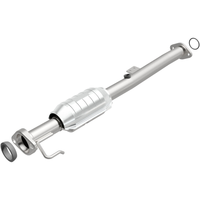 MagnaFlow Direct Fit Catalytic Converter 2000 Chevy Tracker 1.6L