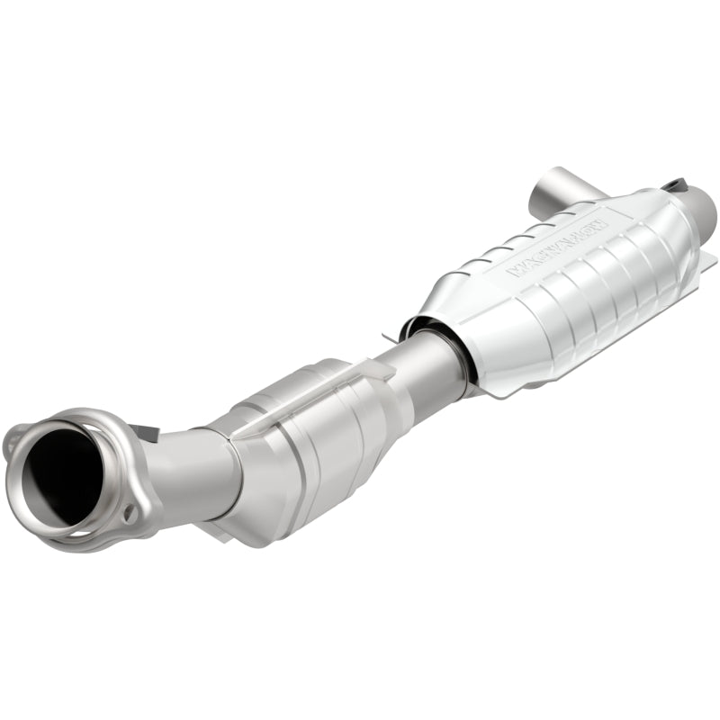 MagnaFlow Direct Fit Catalytic Converter 97-98 Ford Trucks 4.6L
