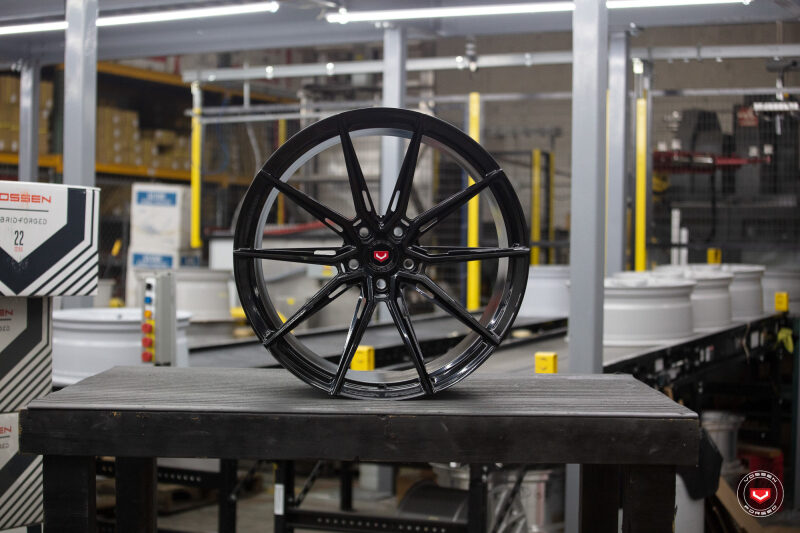 Vossen EVO-2R 19x8.5 / 5x120 / ET35 - Gloss Black Wheel - (C8 Stingray - Front)