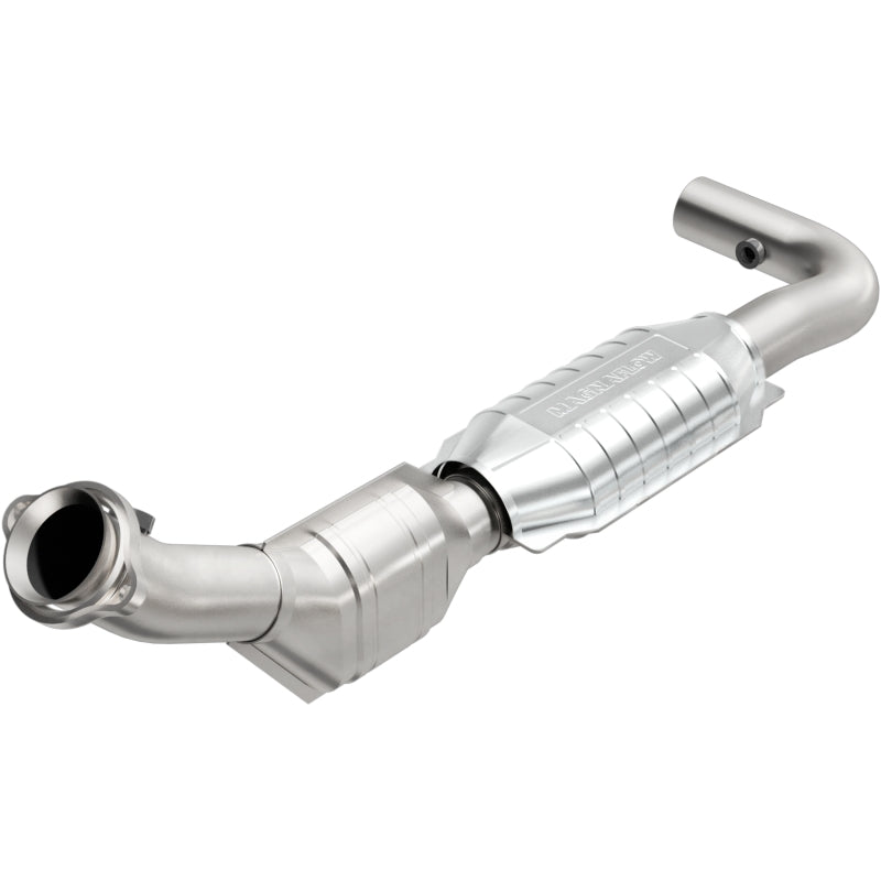 MagnaFlow Direct Fit Catalytic Converter 99-00 Ford Trucks 5.4L