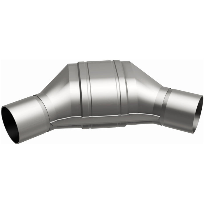 MagnaFlow Conv Univ 2.50inch Angled In/Out FED